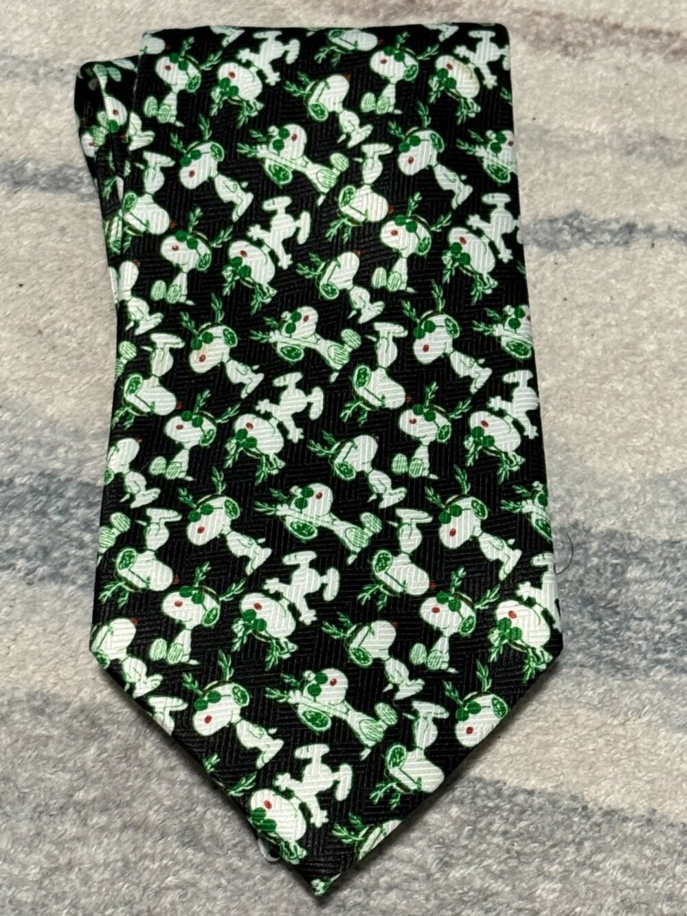 Vintage Peanuts 50th Celebration Snoopy Reindeer Christmas Black Mens Tie